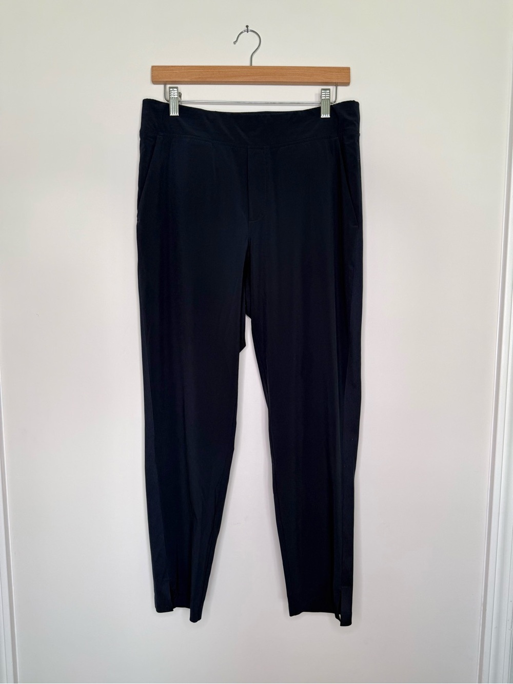 Athleta Brooklyn Ankle Pants Navy Size 8